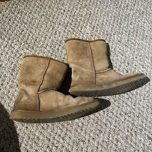 Ugg classic short boots
